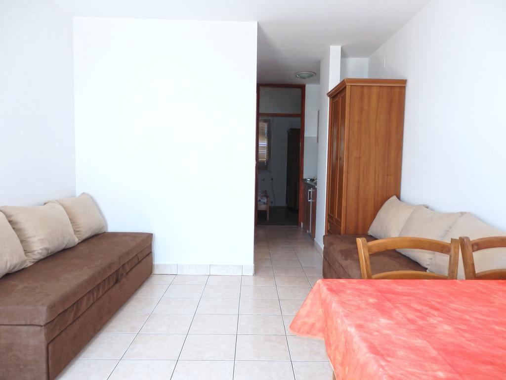 Apartments Idila Medolino Esterno foto