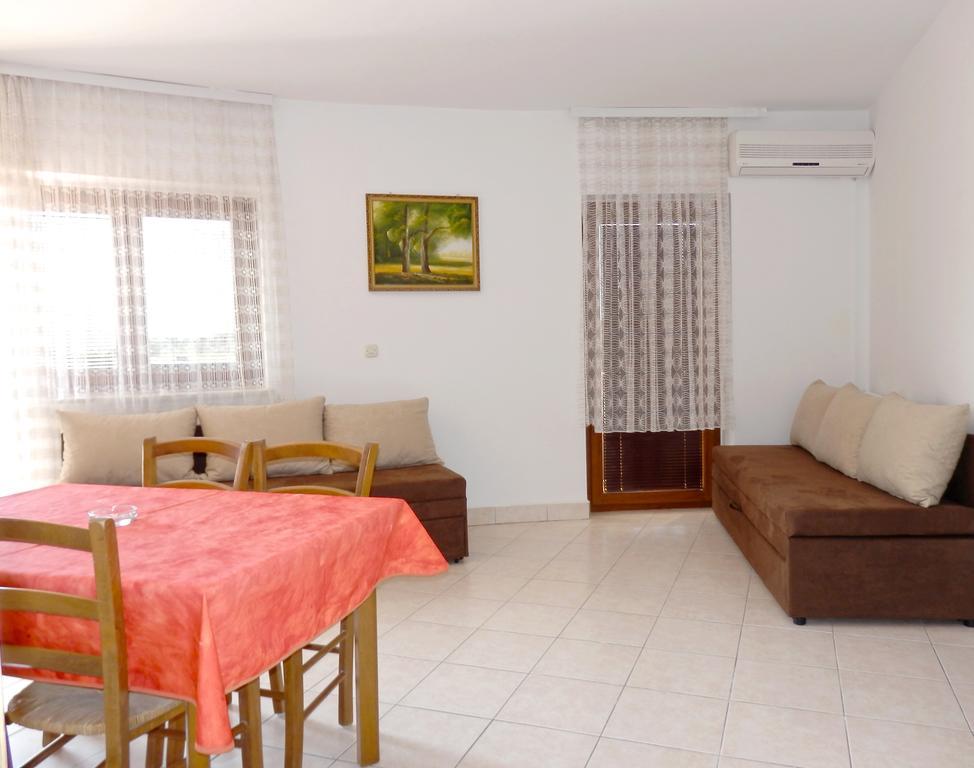 Apartments Idila Medolino Esterno foto